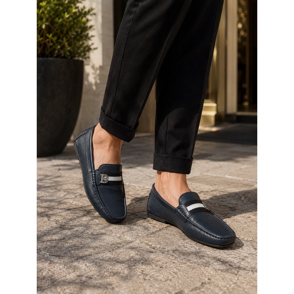 Bally Loafers Women's Size 8.5 BlackGood Pebbled Leather Driving Moccasins